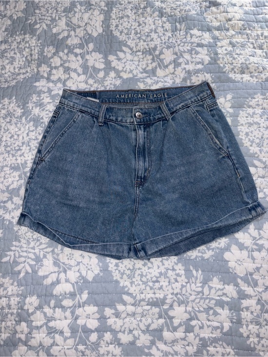American Eagle Outfitters Pants - American Eagle Mom Shorts